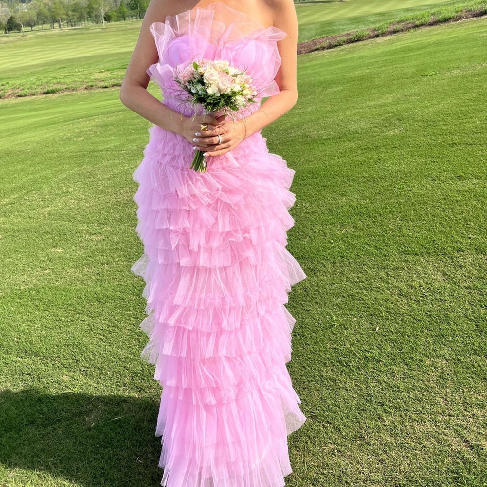 Strapless pink tulle gown